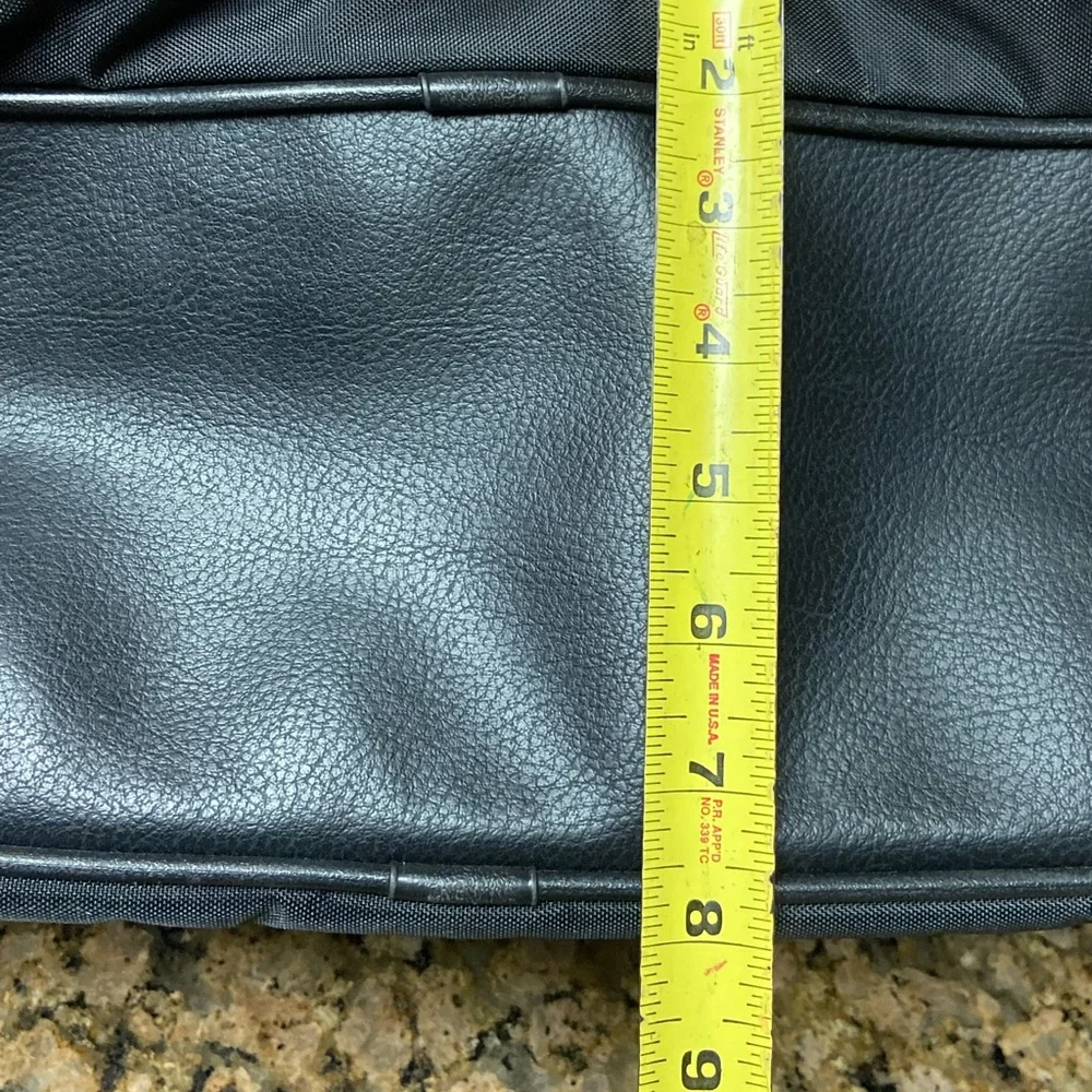 Vintage American Tourister Large Slim Business Men’s Travel Bag Briefcase 20x13”